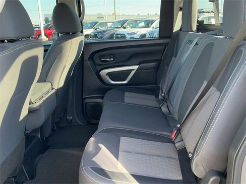 Used 2023 Nissan Titan SV image 15