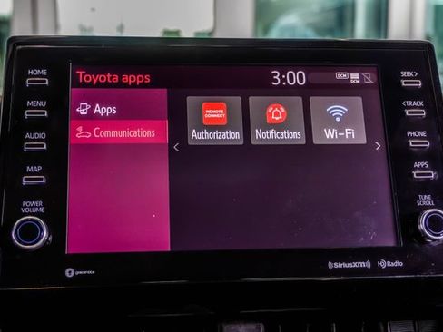 Used 2022 Toyota Camry XLE FWD image 30