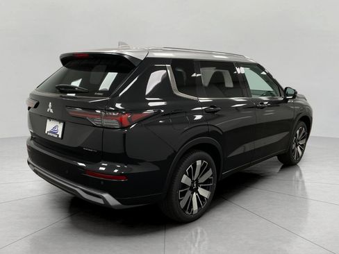 New 2025 Mitsubishi Outlander SEL image 3