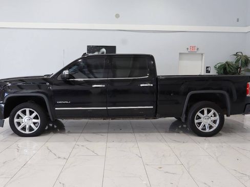 Used 2018 GMC Sierra 1500 Denali w/ Denali Ultimate Package AWD/4WD image 6