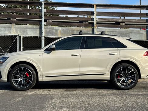 Used 2021 Audi Q8 Premium Plus AWD/4WD image 8