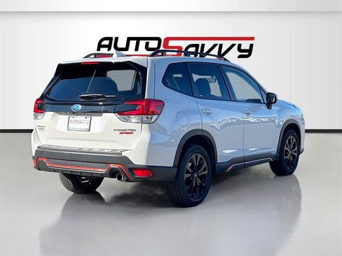 Used 2023 Subaru Forester Sport image 7