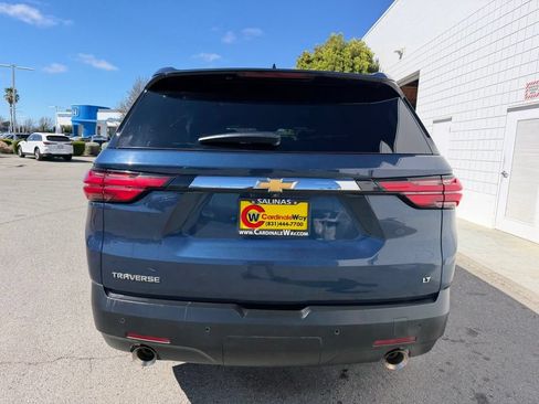 Used 2023 Chevrolet Traverse LT FWD image 5