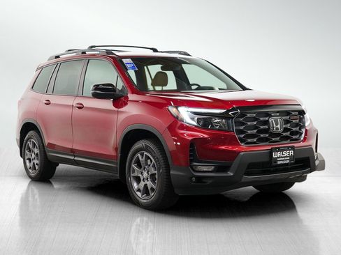 Used 2024 Honda Passport TrailSport image 7