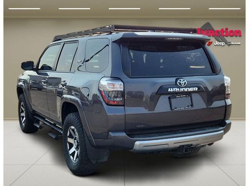 Used 2019 Toyota 4Runner TRD Off-Road Premium AWD/4WD image 4