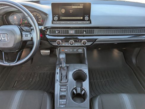 Used 2025 Honda Civic Sport image 7