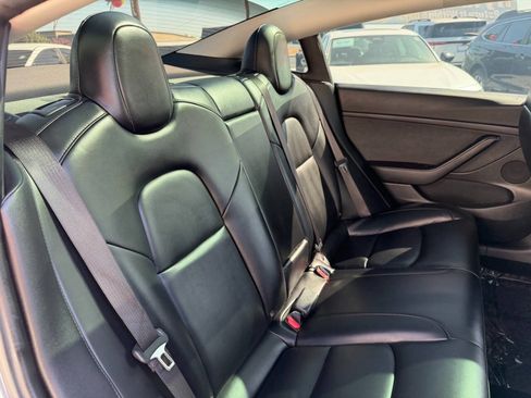 Used 2023 Tesla Model 3 Standard Range RWD image 31
