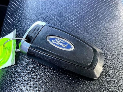 Used 2023 Ford F150 Lariat AWD/4WD image 13