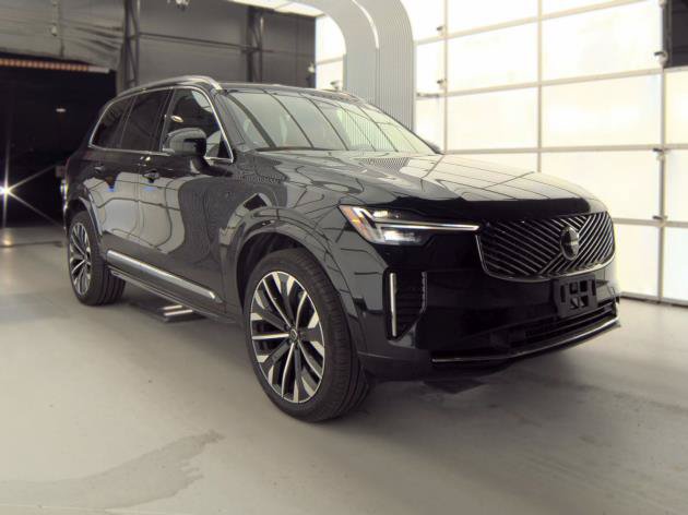 Used 2026 Volvo XC90 B6 Plus AWD/4WD image 2