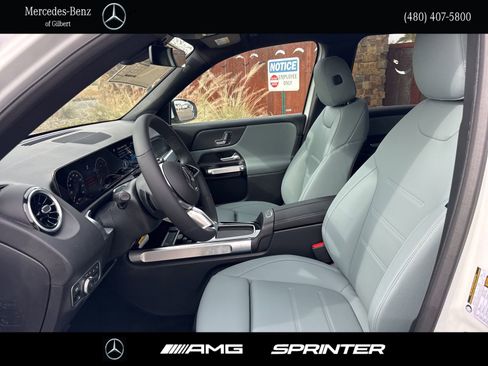 New 2026 Mercedes-Benz GLB 250 image 9