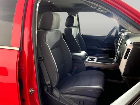 Used 2018 GMC Sierra 1500 SLE w/ SLE Value Package AWD/4WD image 9