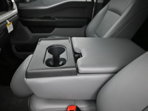 Used 2025 Ford F250 XL w/ XL Off-Road Package image 19