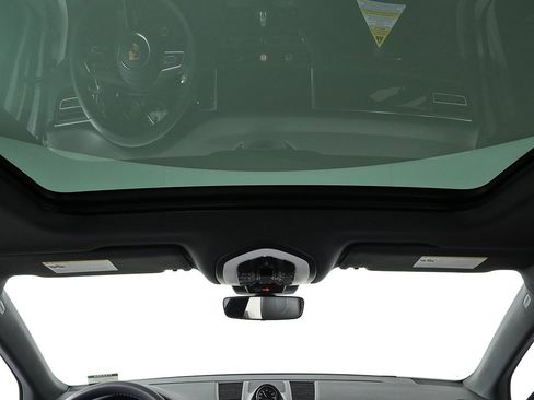 New 2026 Porsche Macan S image 19