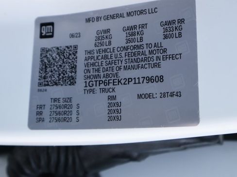 Used 2023 GMC Canyon Denali image 43