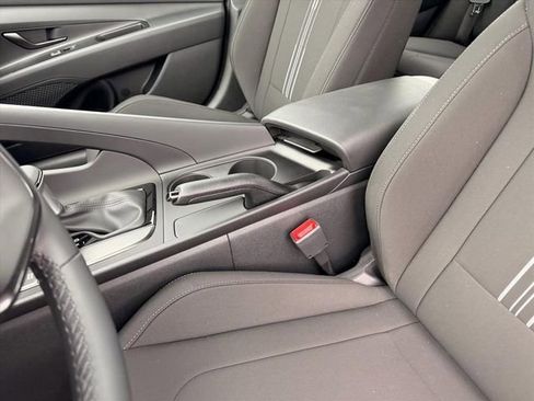 New 2026 Hyundai Elantra Sport FWD image 17