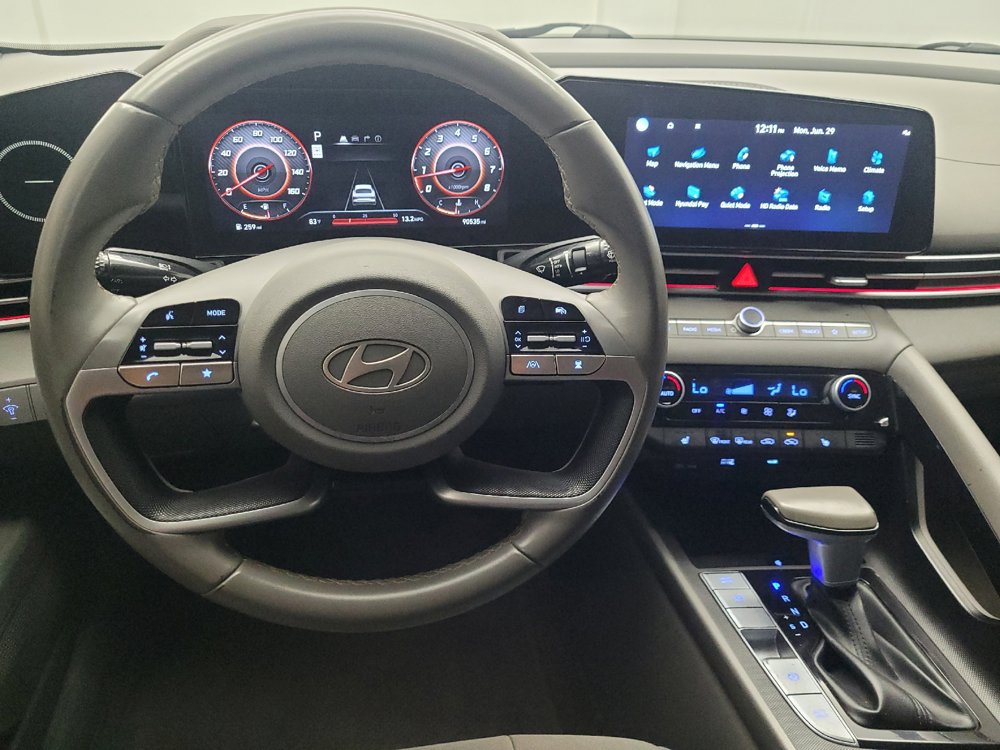 Used 2024 Hyundai Elantra SEL w/ Convenience Package FWD image 22