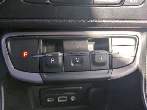 Used 2023 GMC Terrain AT4 image 12