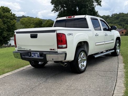 Used 2013 GMC Sierra 1500 SLT w/ SLT White Diamond Edition AWD/4WD image 20