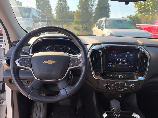 Used 2021 Chevrolet Traverse LT FWD image 11