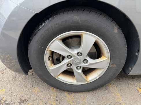 Used 2014 Hyundai Elantra SE image 9