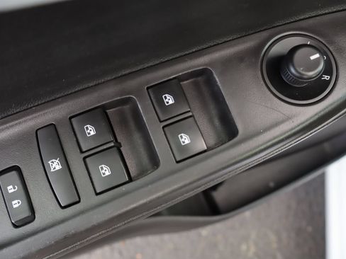 Used 2018 Chevrolet Spark LT FWD image 27