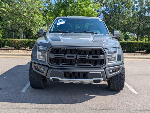 Used 2018 Ford F150 Raptor w/ Equipment Group 802A Luxury AWD/4WD image 9