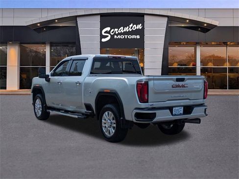 Used 2022 GMC Sierra 2500 Denali image 3