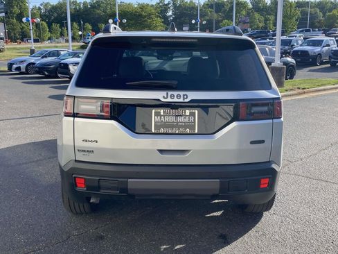 New 2026 Jeep Cherokee Overland AWD/4WD image 6