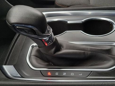 Used 2021 Chevrolet Traverse LS w/ LPO, Blackout Package image 23