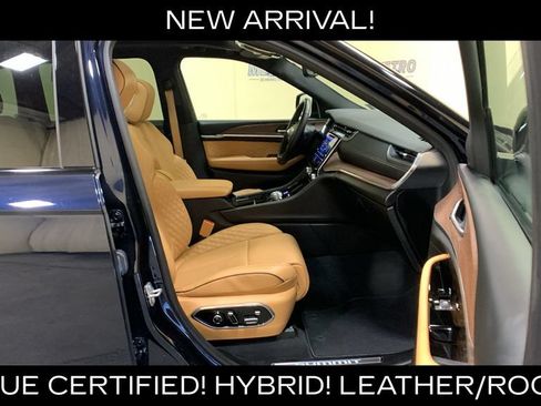 Used 2022 Jeep Grand Cherokee Summit AWD/4WD image 14