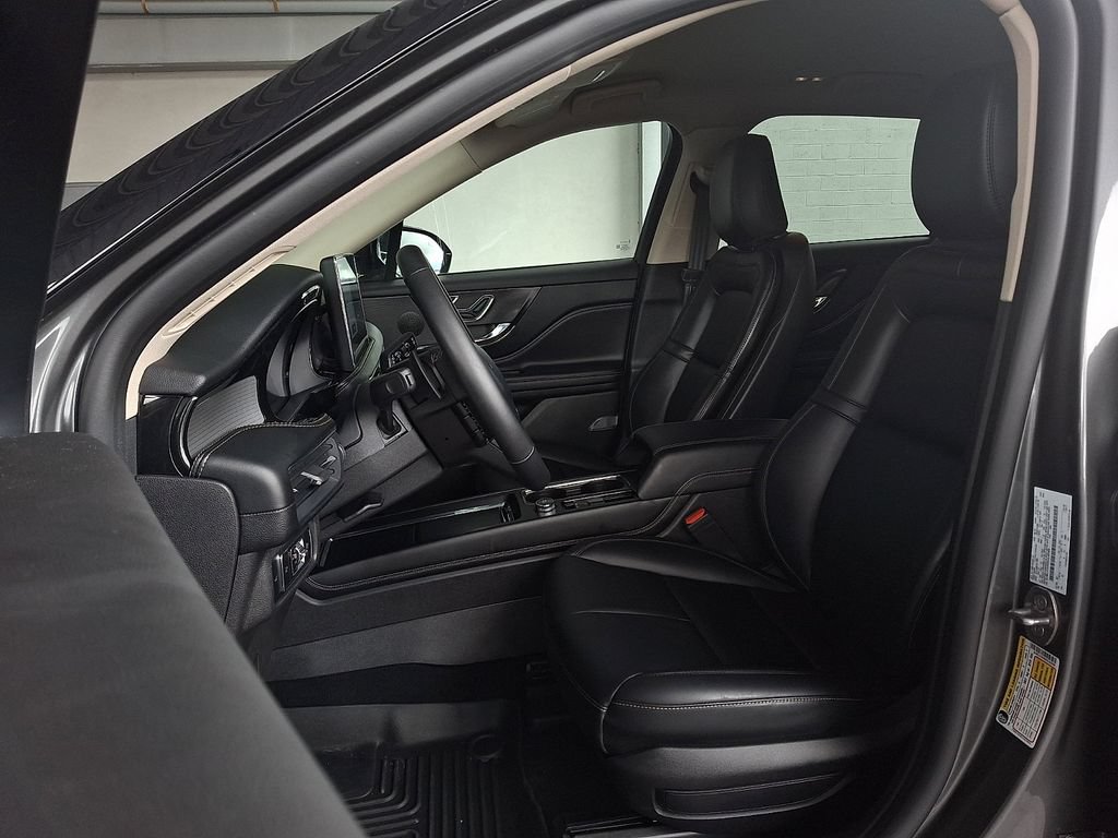Certified 2024 Lincoln Corsair AWD image 13
