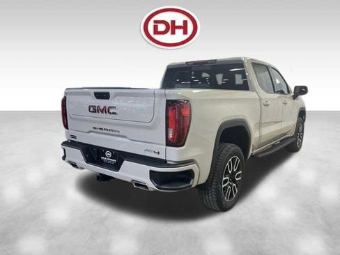 New 2026 GMC Sierra 1500 AT4 w/ AT4 Premium Package AWD/4WD image 11