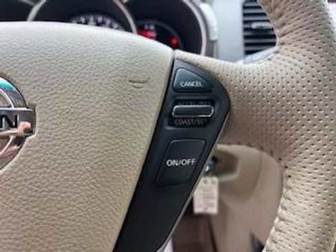 Used 2014 Nissan Murano LE w/ Platinum Edition Package image 31