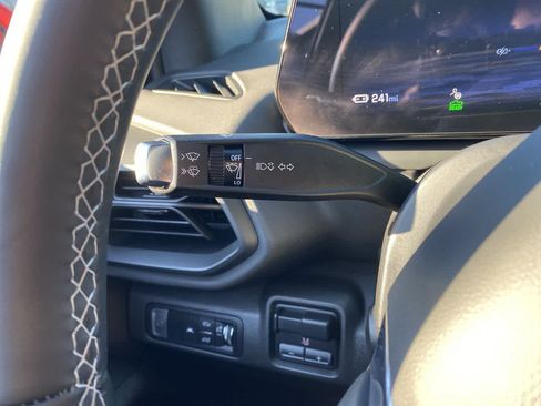 Used 2025 Chevrolet Silverado EV LT AWD/4WD image 22