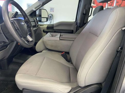 Used 2020 Ford F250 XL w/ STX Appearance Package image 17