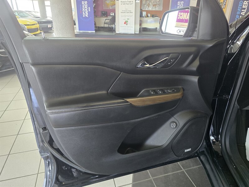 Used 2018 GMC Acadia SLE w/ Driver Alert Package I AWD/4WD image 7