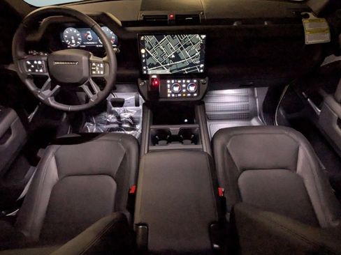 New 2026 Land Rover Defender 110 X-Dynamic SE AWD/4WD image 25