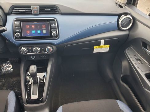 New 2025 Nissan Versa SV w/ Trunk Package FWD image 27