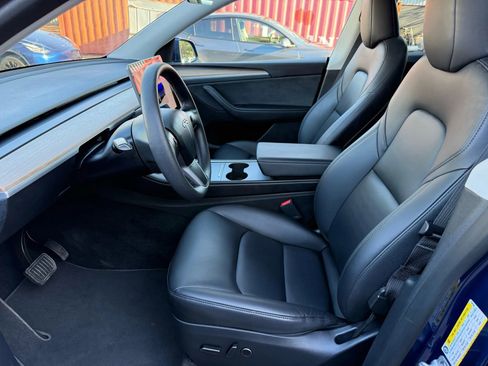Used 2023 Tesla Model Y Long Range image 14