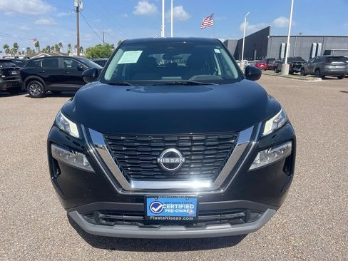 Certified 2023 Nissan Rogue SV FWD image 2