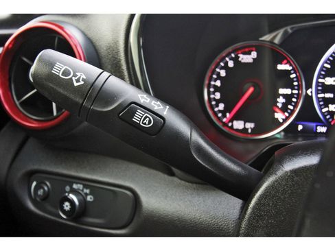 Used 2023 Chevrolet Blazer RS w/ Enhanced Convenience Package image 20