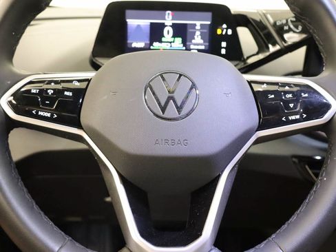 Used 2023 Volkswagen ID.4 Pro RWD image 12