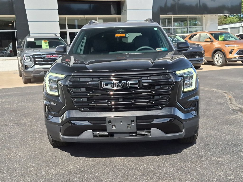 New 2027 GMC Terrain Elevation w/ Elevation Premium Package AWD/4WD image 3