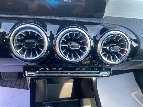 Certified 2022 Mercedes-Benz CLA 250 4MATIC image 16