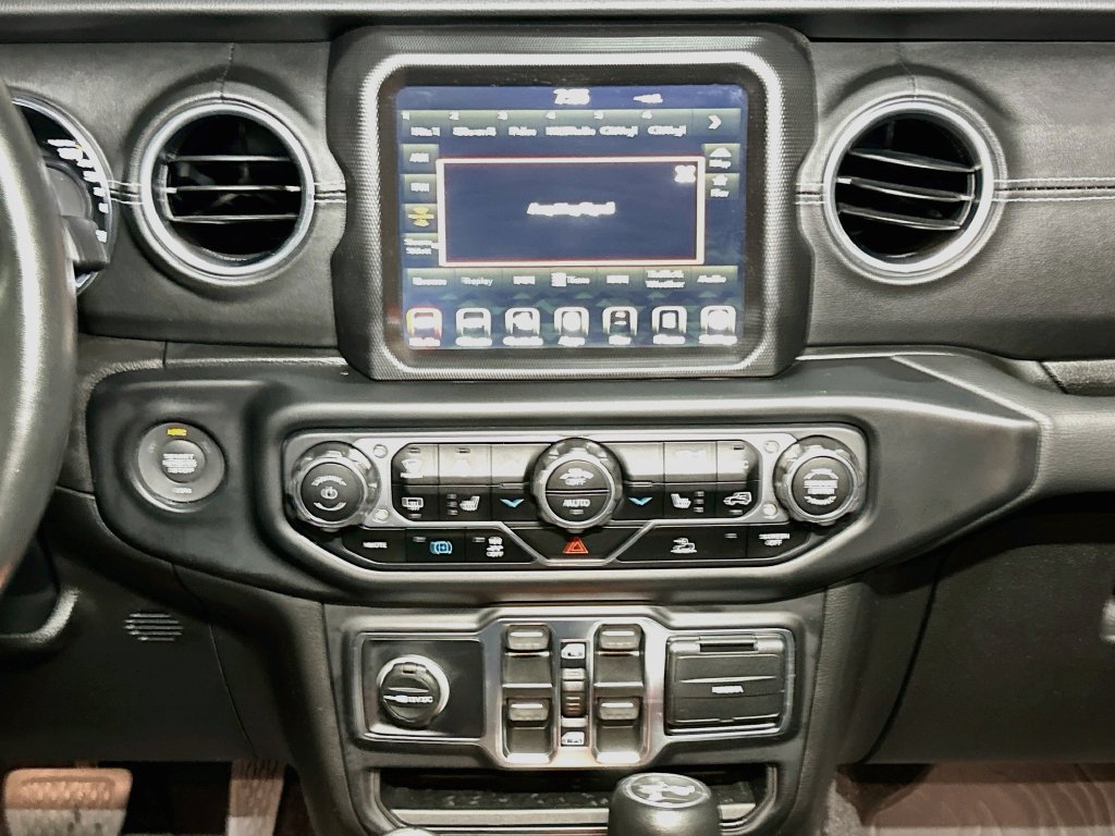 Certified 2023 Jeep Wrangler Unlimited Sahara w/ Cold Weather Group AWD/4WD image 11