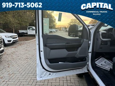 New 2024 Ford F550 4x4 Regular Cab Super Duty image 19