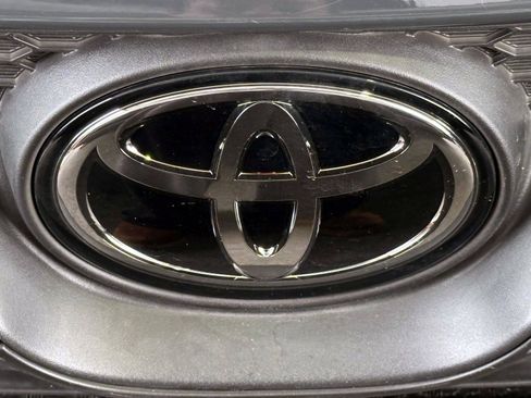 Used 2024 Toyota Corolla LE FWD image 3