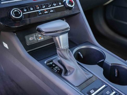 Certified 2025 Hyundai Sonata SE FWD image 21