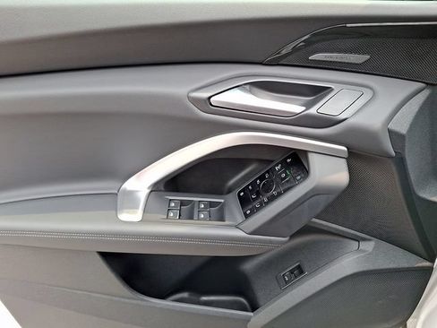 Used 2025 Audi Q5 Premium Plus AWD/4WD image 12