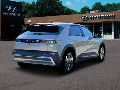 New 2026 Hyundai Ioniq 5 SEL image 11